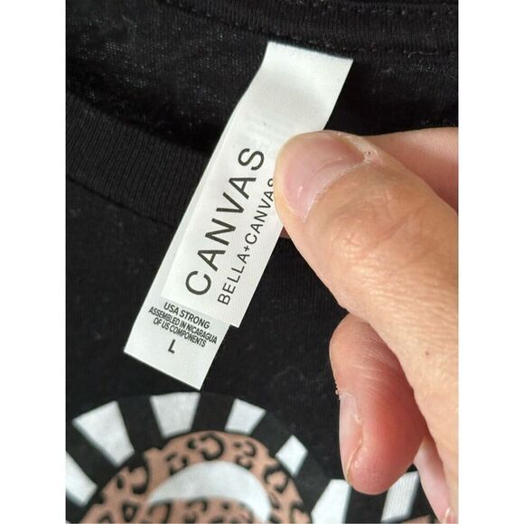 Cheetah Lips Sweetheart Tongue short sleeve t-shirt sz large - Picture 3 of 3